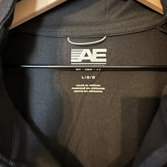 EUC American Eagle Mens Light weight 1/4 Zip Pullover Black Large - Picture 2 of 4